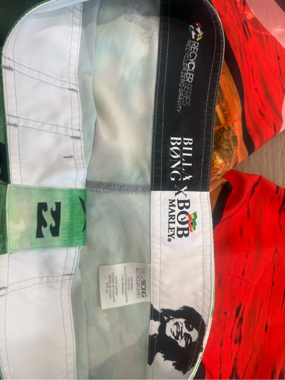Billabong X Bob Marley Men’s Stripe Board Shorts - Green/Yellow/Red size 34 - Picture 5 of 6